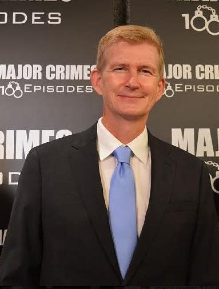 Dr. Joe Bowman