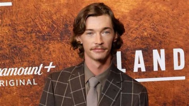 Jacob Lofland has estimated net worth of $700 thousand as of 2019