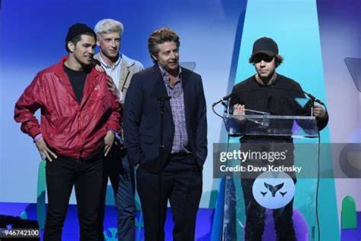 Jason Nash and David Dobrik Jason Nash and David Dobrik
