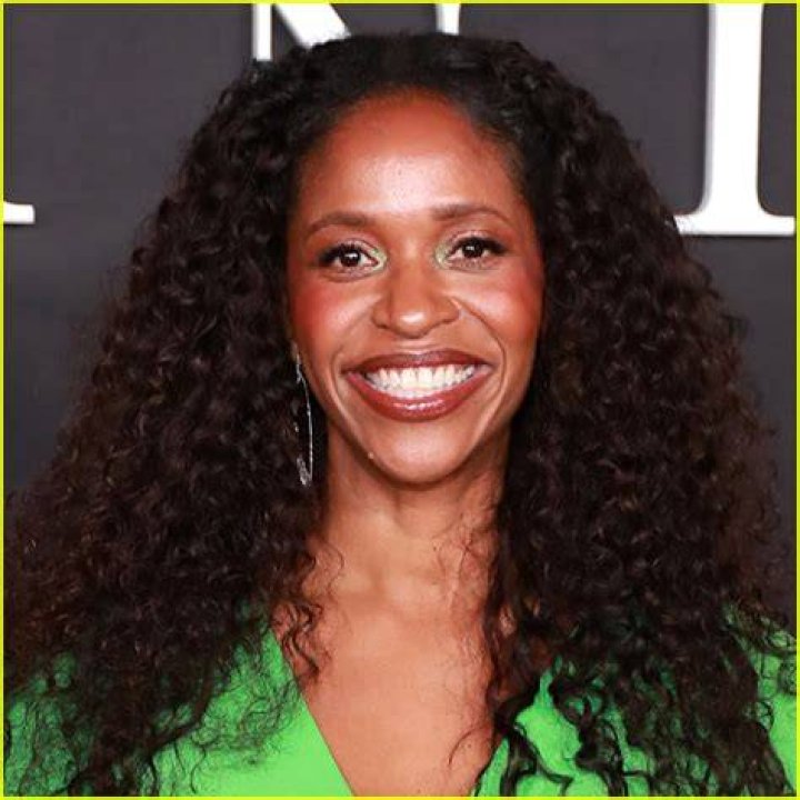 Merrin Dungey Net Worth