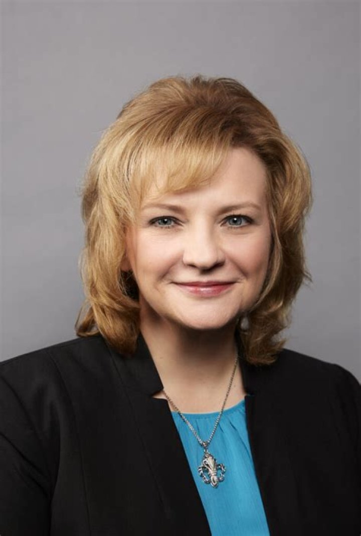 Sarah Powell (segment