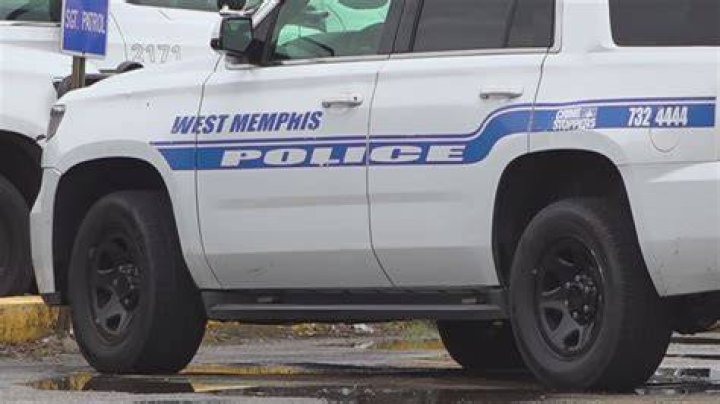 Tall Memphis Cop