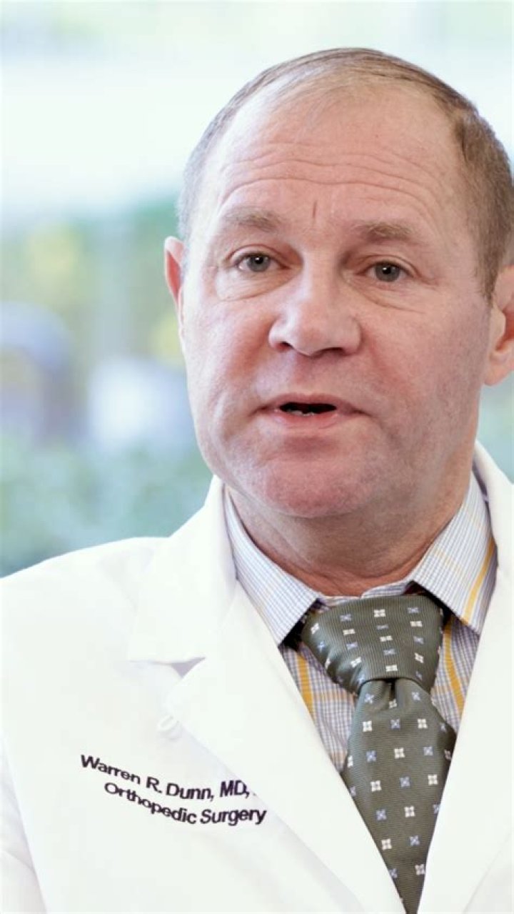 Warren Dunn (2001)